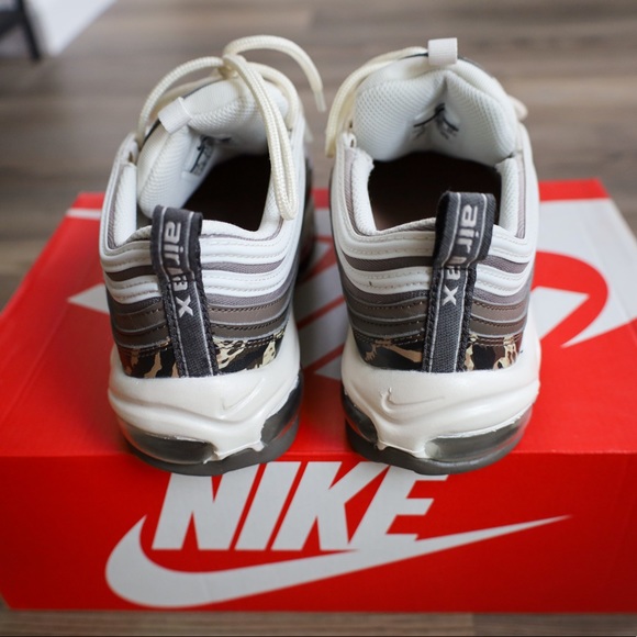 AUTHENTIC NIKE AIR MAX 97 - Women’s sz 8 - Picture 2 of 5